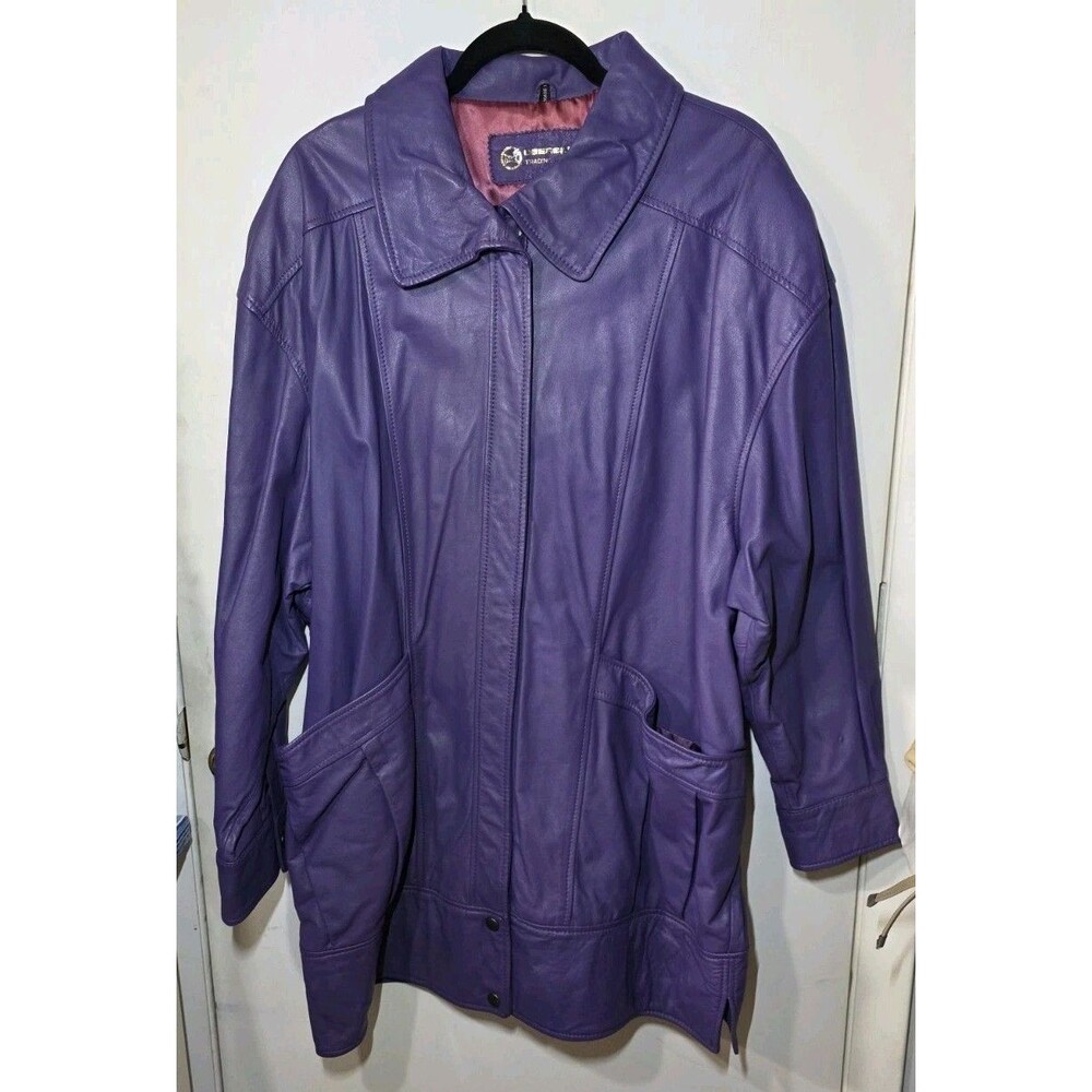 Deerskin Trading Post Women's Size 20 Purple Leather Coat Lined Zipper Vintage